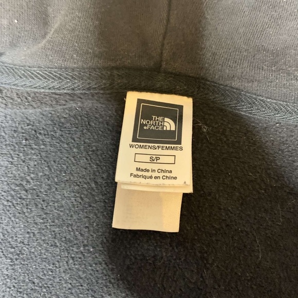 The North face women’s Black jacket - Picture 4 of 4